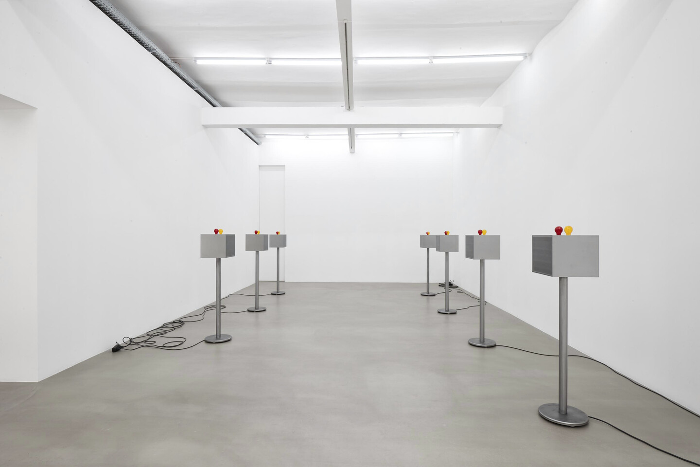 The Witness-Machine Complex, 2021, 7 steel stands, 7 video projections, 7 audio channels, 14 light bulbs, installation: various dimensions; stands: 136,5 x 35 x 35 cm each