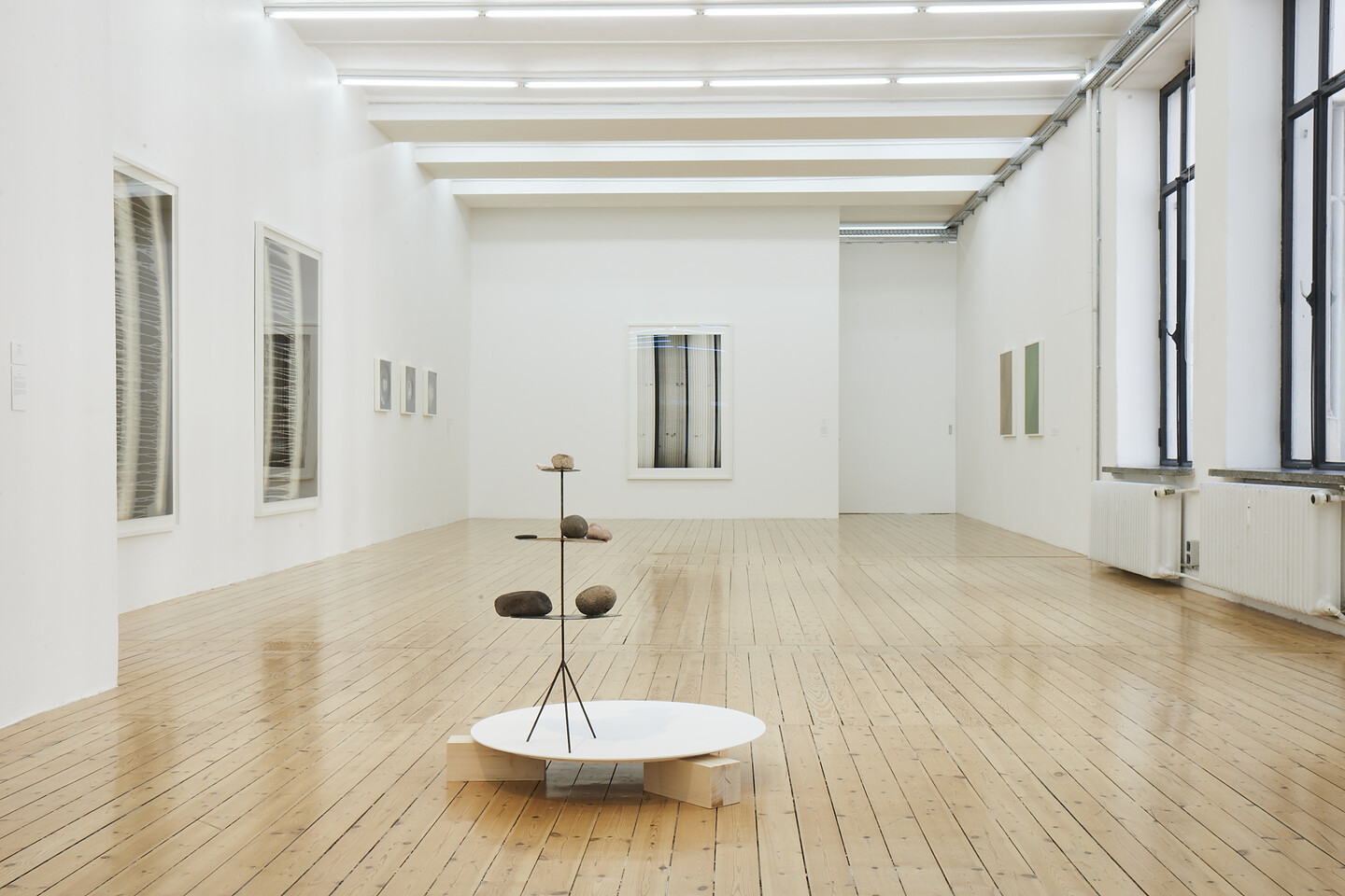 Mac Adams & Dove Allouche: Das unsichtbare Bild, Exhibition view Sfeir-Semler Gallery Hamburg 2021