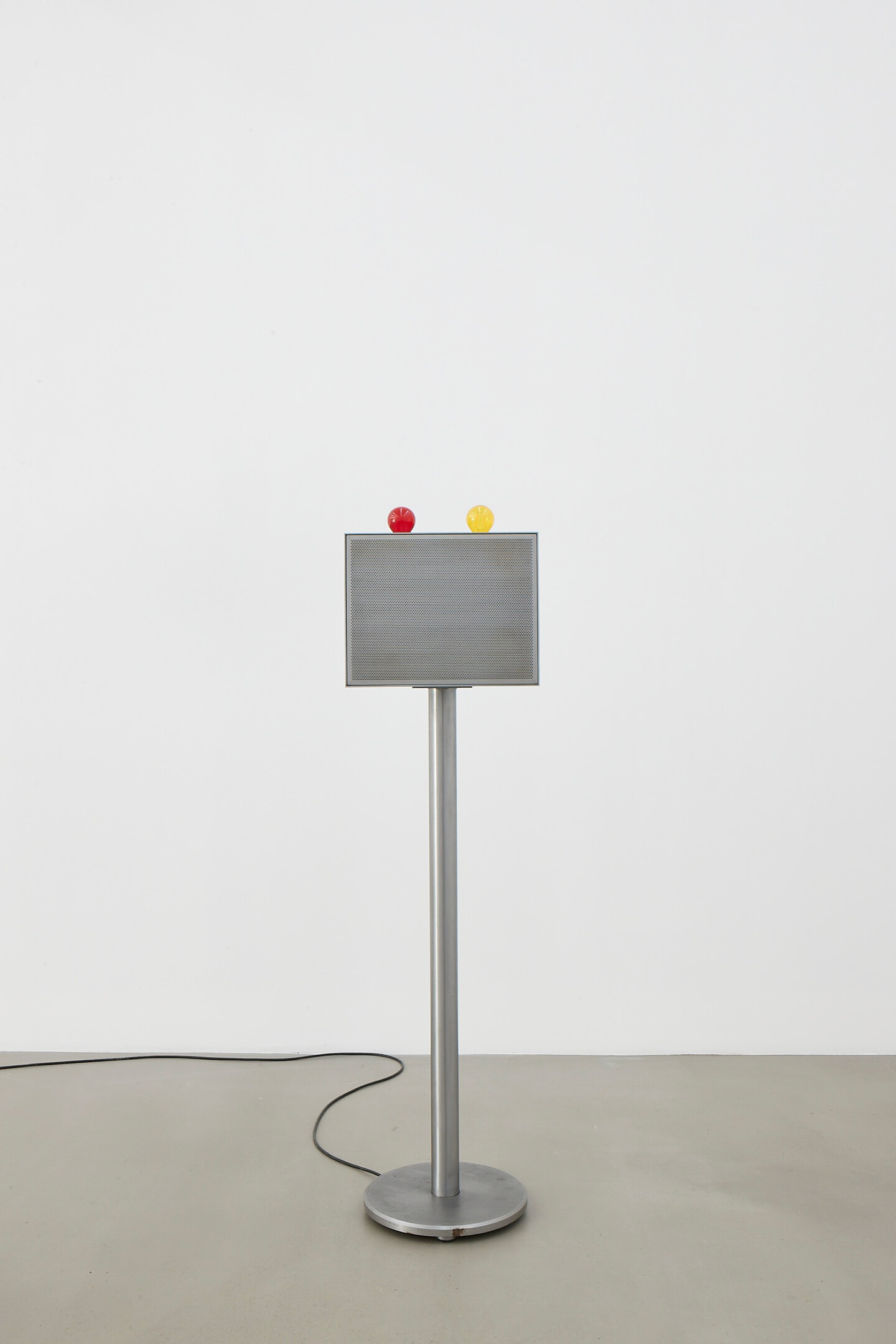 Lawrence Abu Hamdan, The Witness-Machine Complex, 2021, Steel stands, 3 video projections, 3 audio channels, 2 light bulbs, 136,5 x 35 x 35 cm