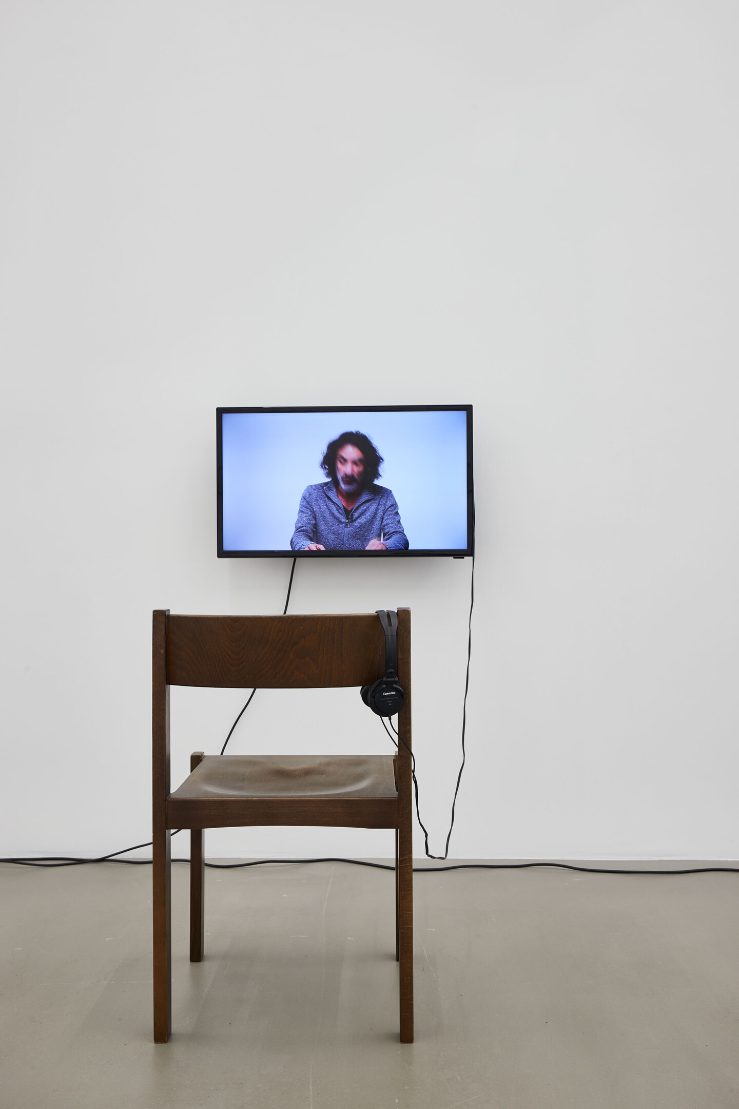 Rabih Mroué, My life always comes back to me like a lame dog, Exhibition view Sfeir-Semler Gallery Beirut / Hamburg, Hamburg, 2023