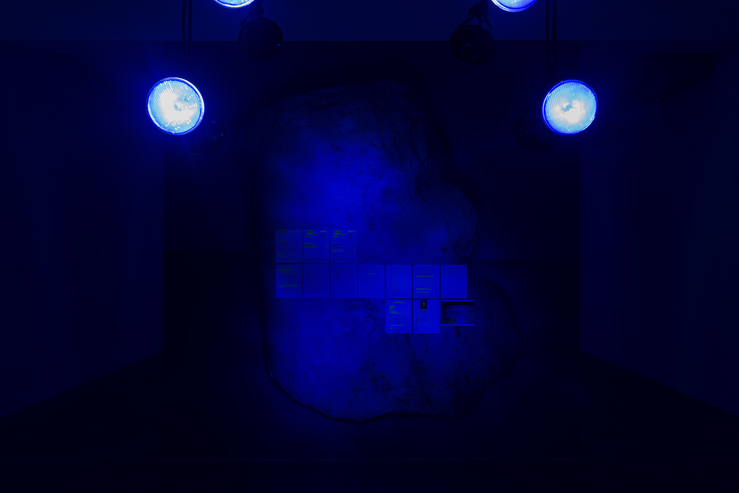 Rayyane Tabet, The Return, 1996, 2023, 350 x 350 cm