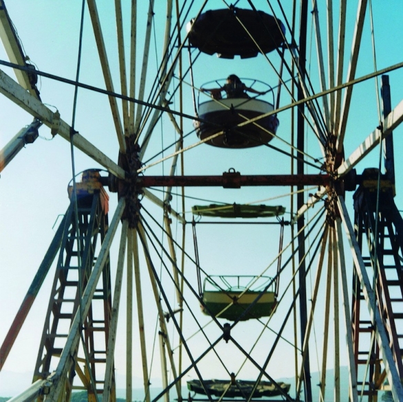 The Strait Project, Ferris Wheel, 2001, 80 x 80 cm